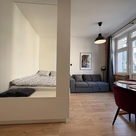 Comfort Cube With Balcony - Old Town